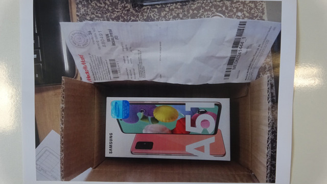 Bursa'da internetten telefon aldı şoka uğradı! 'Hıyar çıktığını görüyordum' - Resim: 0