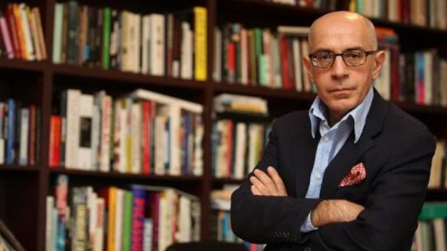 Hasan Bülent Kahraman kimdir aslen nereli İBB'den istifa ettti - Resim: 0