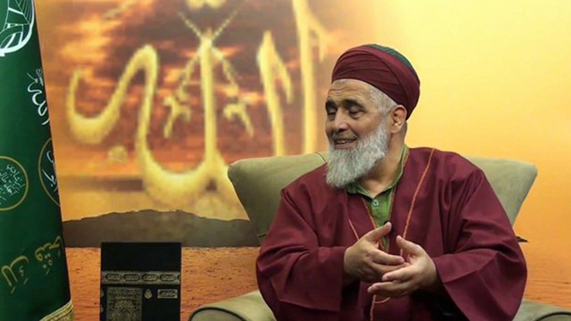 12 yaşındaki kıza istismarda bulunan Uşşaki tarikatı şeyhi Fatih Nurullah'a destek veren biri var - Resim: 1