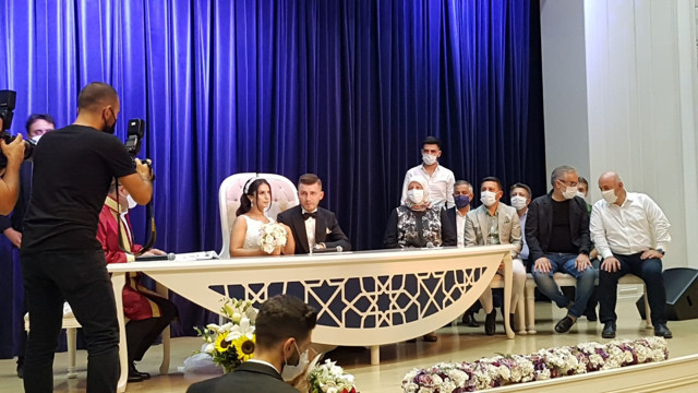 Süleyman Özışık'ın kızı Kübra Özışık dünya evine girdi - Resim: 0