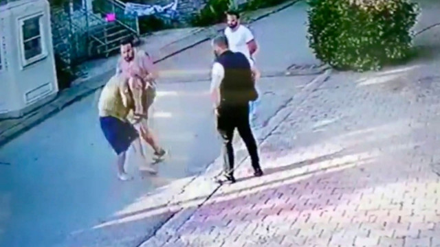 Ahmet Hakan'dan Halil Sezai'ye çok sert sözler: Bittin sen Halil Sezai - Resim: 0