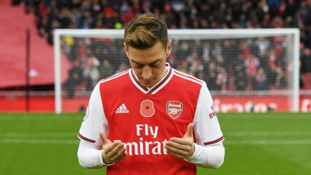 Mesut Özil'in Müslümanlara verdiği destek sonunu getirdi 10 ayda kalemini kırdılar - Resim: 1