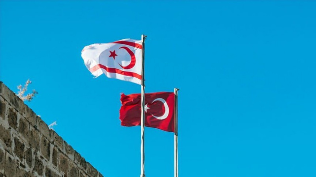 Bakan Çavuşoğlu: Fransa çok tehlikeli bir yolda - Resim: 1