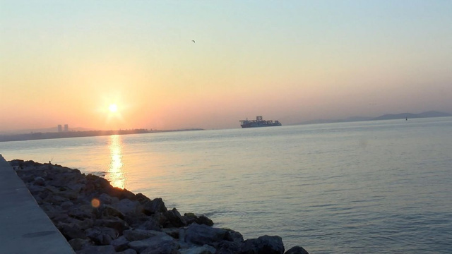 Kanuni Sondaj Gemisi Kadıköy'e demir attı - Resim: 0