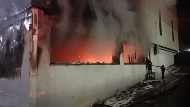 Kocaeli'de silah fabrikasında korkutan yangın! - Resim: 0