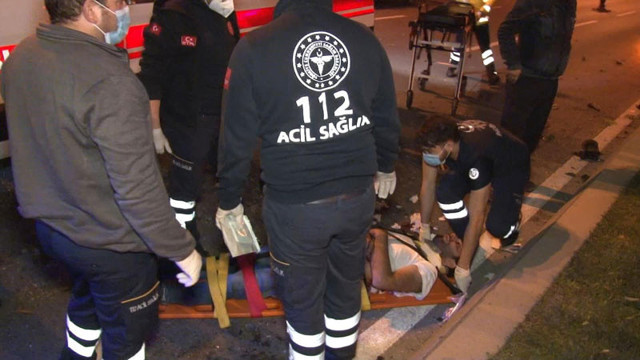 Kartal sahil yolunda otomobil ikiye bölündü: Bir ağır yaralı - Resim: 0