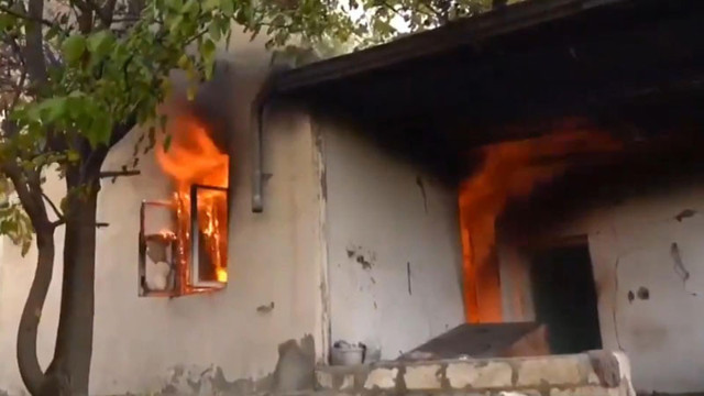 Azerbaycan ordusu 27 yıldır işgal altında bulunan Ağdam'a girdi - Resim: 1