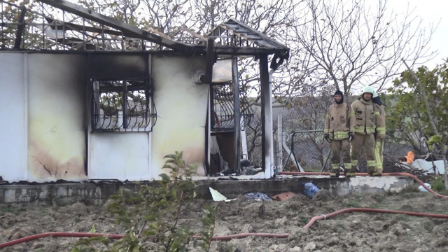 İstanbul Silivri'de çıkan yangında 2 çocuk hayatını kaybetti - Resim: 0