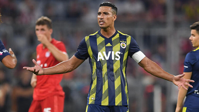 Fenerbahçe'de transfer operasyonu Dirar'a bağlı - Resim: 0