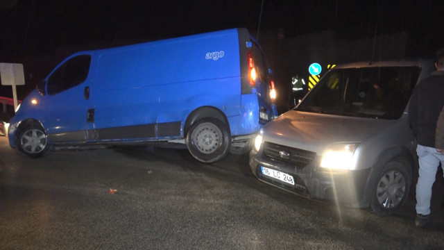 Bursa'da kısıtlamayı ihlal eden 4 kişi, 25 kilometrelik kovalamacayla yakalandı - Resim: 2