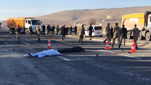 Yeni görüntüler dehşet verici! 5 kişini öldüğü Şanlıurfa'daki arazi kavgası - Resim: 1