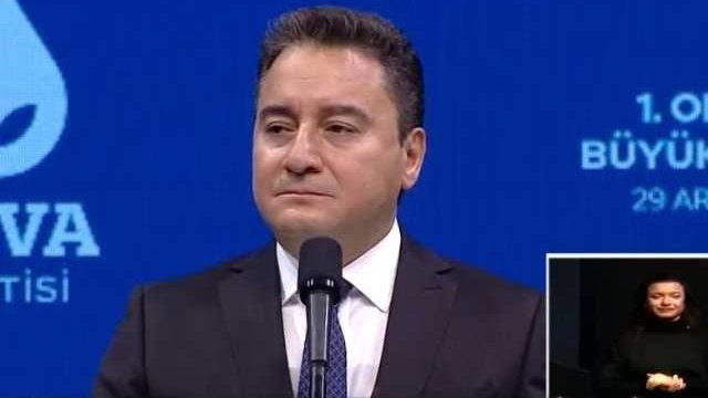 Ali Babacan kız kardeşi için gözyaşı döktü asgari ücrete tepki gösterdi - Resim: 0