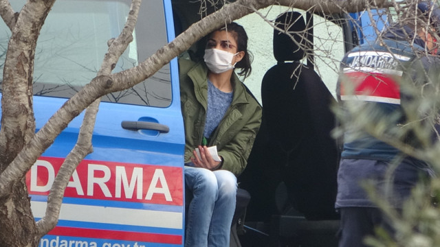 Melek İpek'ten kahreden karar! Tıp yerine hapse girdi - Resim: 0