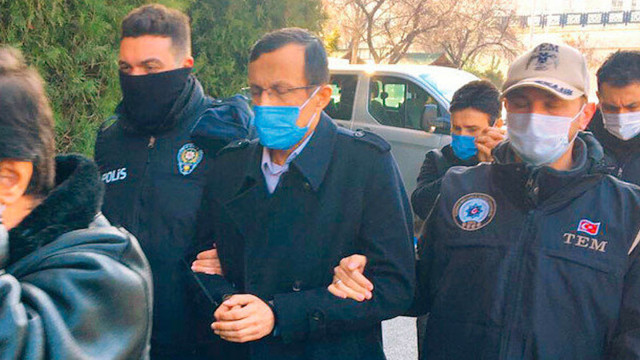 FETÖ’cü albay YAŞ’ta nasıl general oldu? Millî Savunma Bakanı Akar yanıtladı - Resim: 0