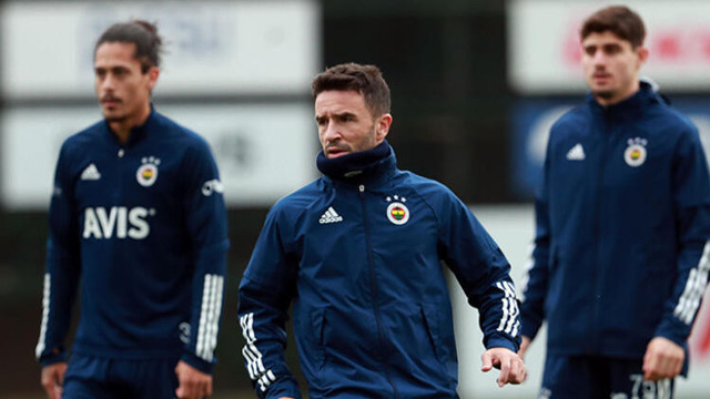 Gökhan Gönül sezon sonunda futbolu bırakıyor - Resim: 0