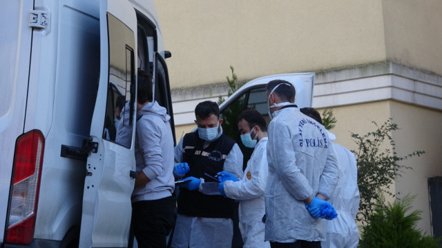 Pendik'te dambıllı vahşet: Boşanma aşamasındaki karısını öldürdü - Resim: 0