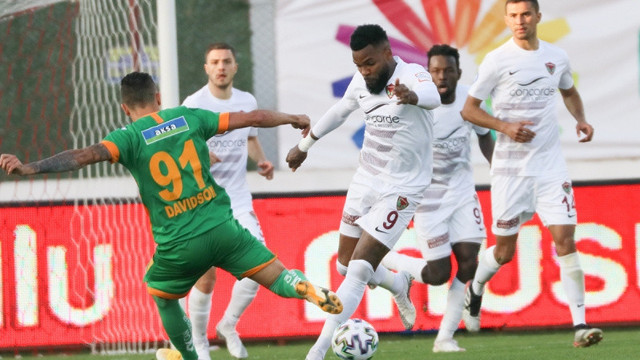 Aaron Boupendza Fenerbahçe'yi istiyor! Hatayspor'dan flaş açıklama - Resim: 0