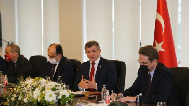 Ahmet Davutoğlu AB ülkelerinin büyükelçileri ile görüştü - Resim: 0