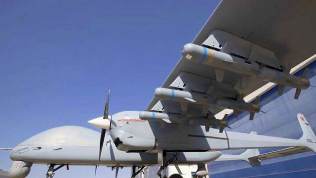 Yunan spikerin sözleri stüdyoda sessizliğe neden oldu Aksungur şoku - Resim: 0