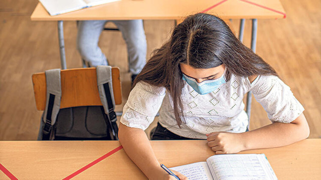 Yüz yüze sınavda öğrencileri bekleyen sınıfta kalma tehlikesi - Resim: 1