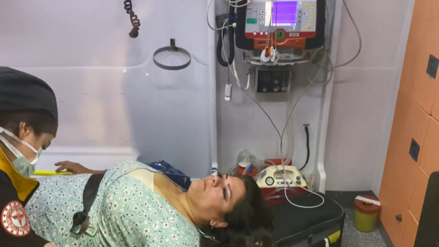 Sevgilisine ve arkadaşına evinin önünde kurşun yağdırdı - Resim: 0