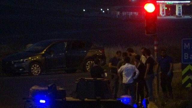 Diyarbakır'da 'bombalı araç' paniği - Resim: 0