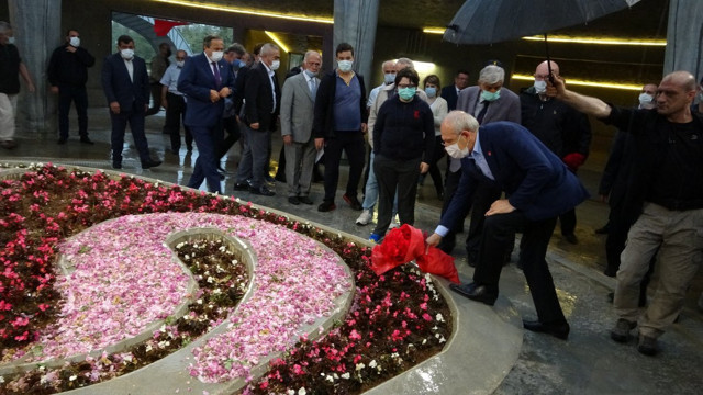 CHP Lideri Kemal Kılıçdaroğlu, Süleyman Demirel'in anıt mezarını ziyaret etti - Resim: 0