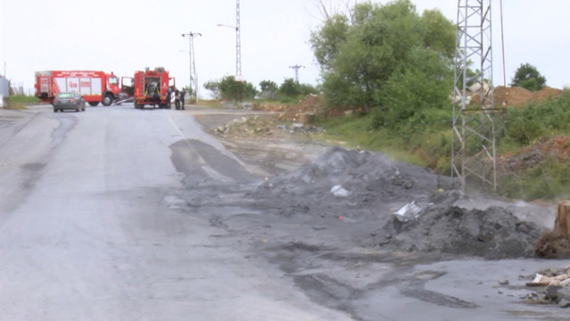 Başakşehir'de kimyasal atık alarmı! Etrafa zehir saçtı yol trafiğe kapatıldı - Resim: 2