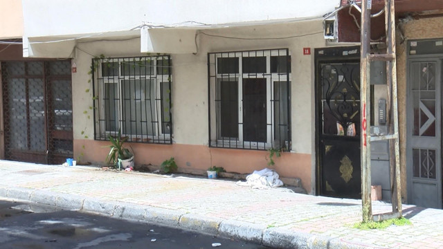 Bağcılar'da erkek çocuğuna taciz iddiası mahalleliyi sokağa döktü - Resim: 2