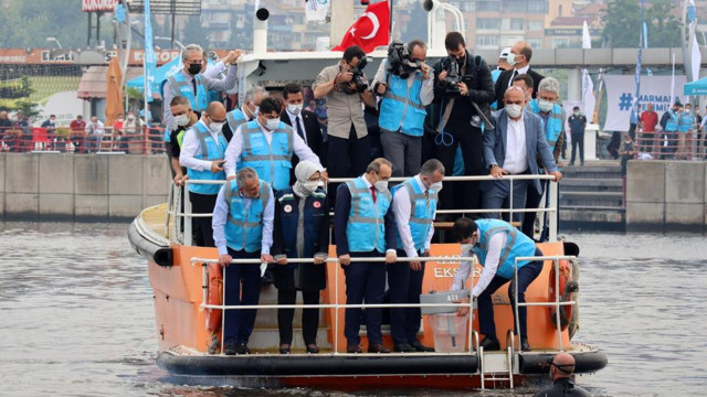 Bakan Murat Kurum: Marmara'yı kirleten 16 işletme faaliyetten men edildi - Resim: 0