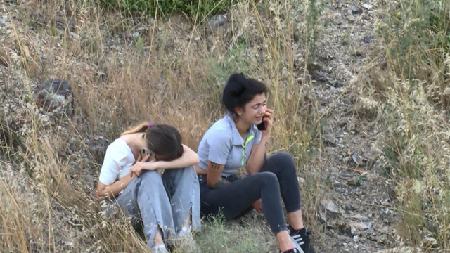 Sultangazi'de sevgilisinden ayrılan genç kız uçurumdan aşağı atladı - Resim: 0