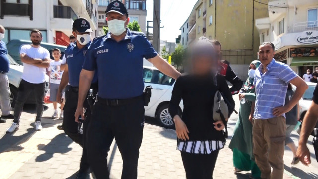 Muhabirlerin kurtardığı kadının hayatından dram çıktı! 17 yaşında gerçeği öğrenince şok olmuş - Resim: 0