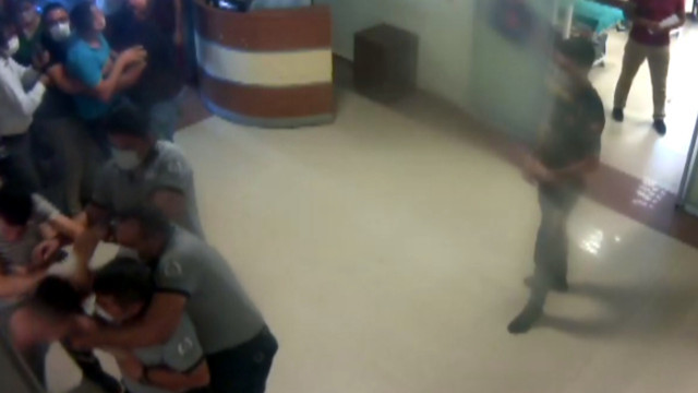 Kahramanmaraş'ta babaları ölünce hastanede ortalığı karıştırdılar - Resim: 1