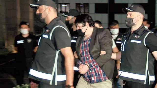 Çiftlik Bank kurucusu ‘Tosuncuk’ Mehmet Aydın'ın cebinde vurgun listesiyle geldi! - Resim: 0