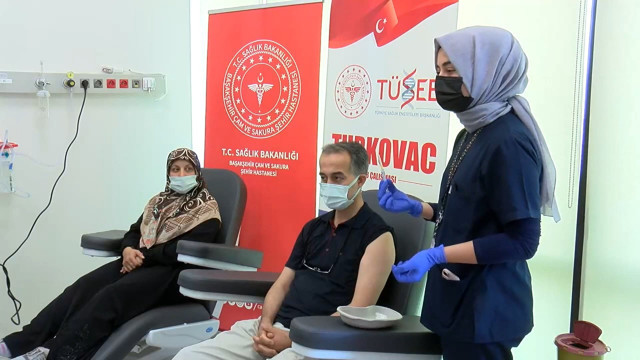 Turkovac'ın Faz 3 aşaması İstanbul'da gönüllülere uygulanmaya başlandı - Resim: 0