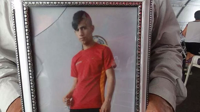 Diyarbakır'da evlat nöbetindeki babadan oğluna çağrı: Teslim olun - Resim: 0