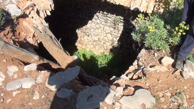 Antalya'da tarihi Nodar Han define avcıları tarafından talan edildi - Resim: 1