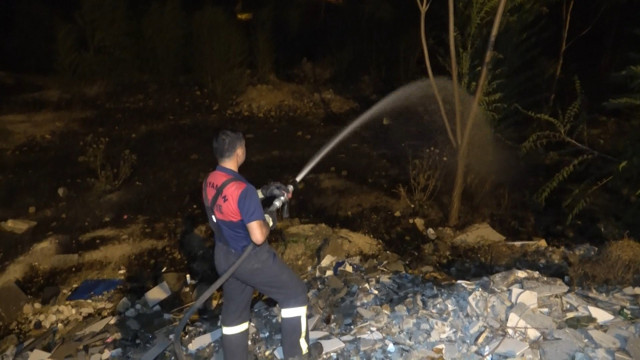 Adıyaman'da 16 farklı noktada birden yangın çıktı! 11 kişi hastanelik oldu - Resim: 0