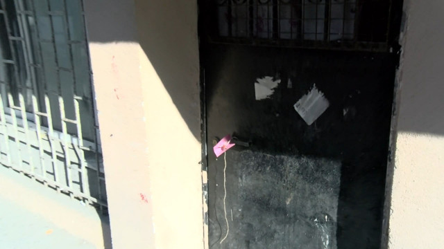 İstanbul Küçükçekmece'de yabancı uyruklu bir kişi kafası kesilerek öldürüldü - Resim: 0