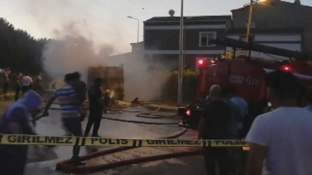 Küçükçekmece'de İETT otobüsü alevlere teslim oldu - Resim: 0