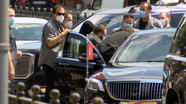 Cumhurbaşkanı Erdoğan'dan flaş Afganistan'dan gelen göç açıklaması! 7 isimle görüşmelerini açıkladı - Resim: 1