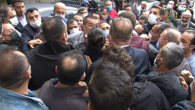 HDP'liler tahammül edemedi kızı kaçırılan baba Mehmet Laçin'e sataştılar - Resim: 1