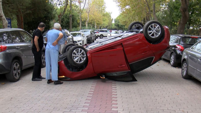 Otomobili 10 gün önce almıştı Bakırköy'de ara sokakta ters döndü bu araç nasıl uçar - Resim: 0