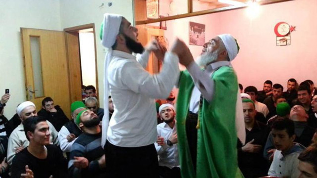 Konya'da erkek müritlerine tecavüz eden sapık şeyhi Yargıtay tahliye etti! 'Rızaları var'mış - Resim: 0