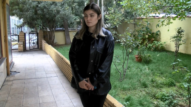 Kadıköy metrosunda bıçaklı saldırıya uğrayan kadın konuştu: Güvenlikler gelmedi! - Resim: 0