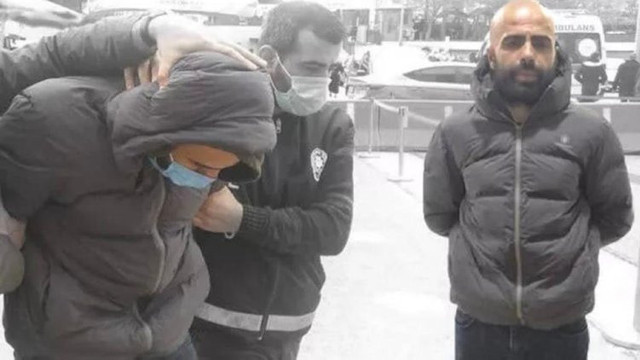 Kadıköy metrosu bıçaklı saldırganınıyla ilgili flaş karar! 'Kadın polis beni dövdü' dedi yalan çıktı - Resim: 0