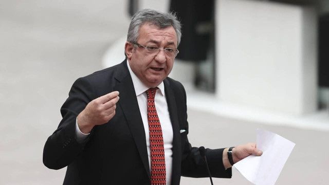 HDP'li Semra Güzel'in teröristle fotoğrafları çıkmıştı! CHP'li Engin Altay'dan açıklama geldi - Resim: 0