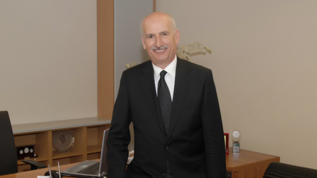 Turgut Aydın eşi ve çocukları kimdir? Oğlu Ahmet Nazif Zorlu'nun damadı - Resim: 0