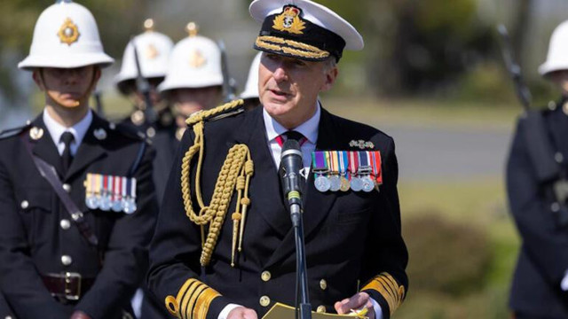 İngiltere ordusunun bir numarasından bomba iddia: Rusya acı çekiyor - Resim: 0