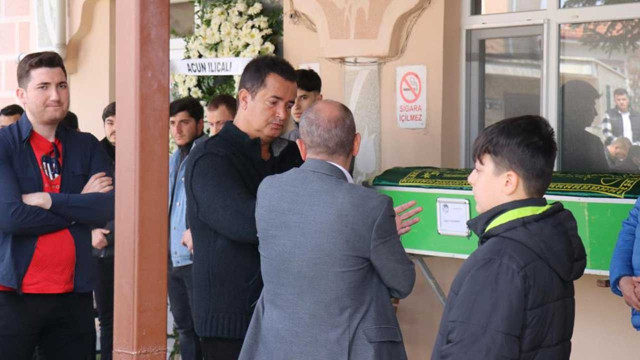 Survivor ekibini yasa boğan ölüm! Acun Ilıcalı cenaze törenine katıldı - Resim: 1